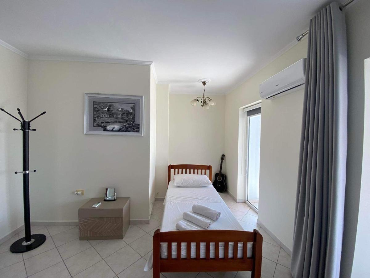 360O Tirana View Apartment Esterno foto